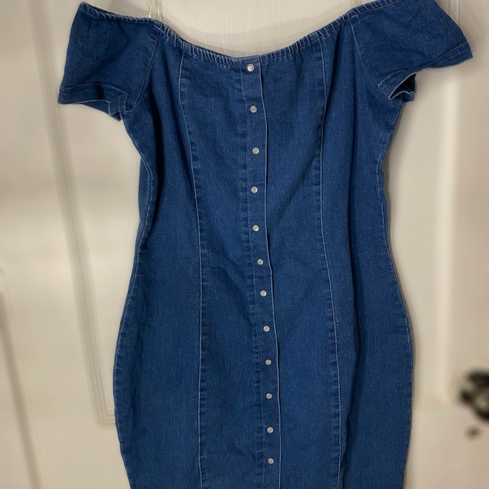 off the shoulder denim dress (midi) button up + zipper